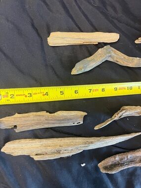 Natural Driftwood Aquarium & Terrarium Decor - Brown